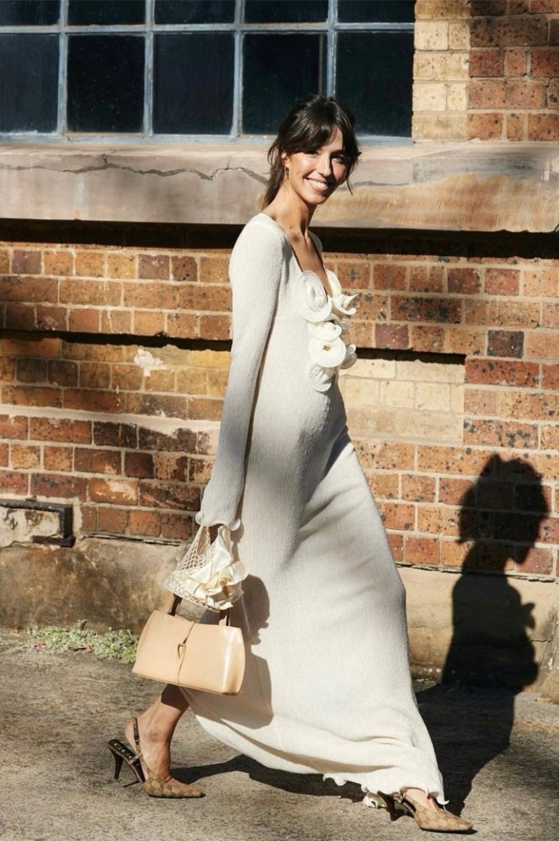 Vestido largo de poliéster con escote en V y abertura floral Trista 