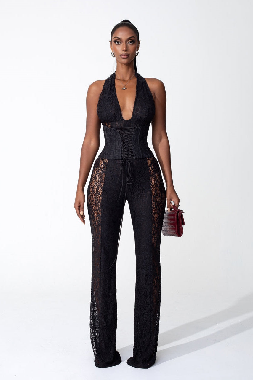 Mono de encaje transparente con cuello halter Martha 