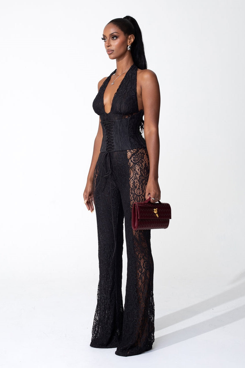 Mono de encaje transparente con cuello halter Martha 